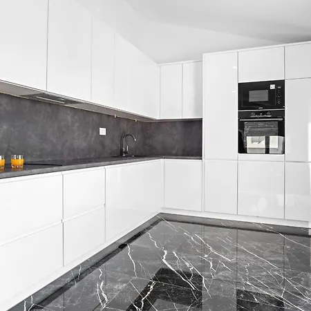 Vanessa - Luxurious Vacation Oasis Apartman