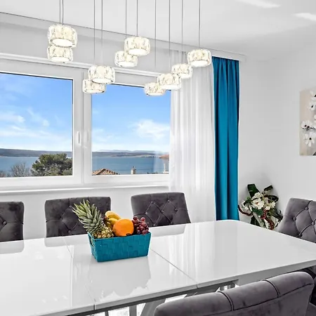 Vanessa - Luxurious Vacation Oasis Crikvenica