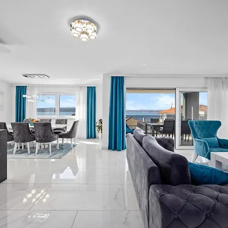 Apartman Vanessa - Luxurious Vacation Oasis Crikvenica