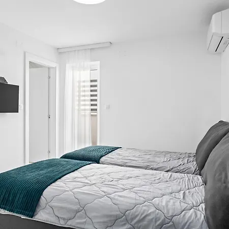 Apartman Vanessa - Luxurious Vacation Oasis Crikvenica